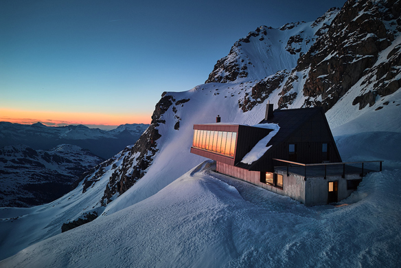 Cabane Tortin at dawn